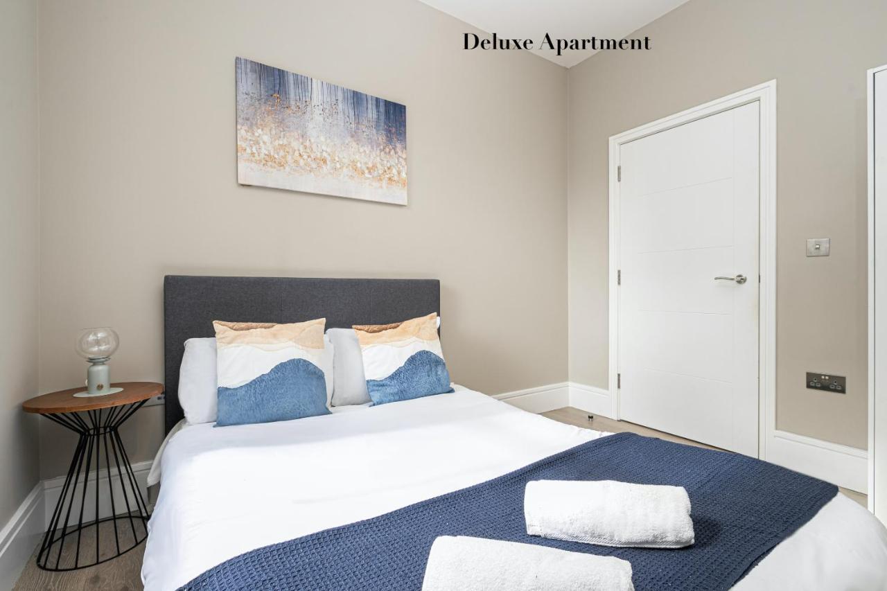 Superb Apartments Opposite Edgware Road Station London Exterior foto