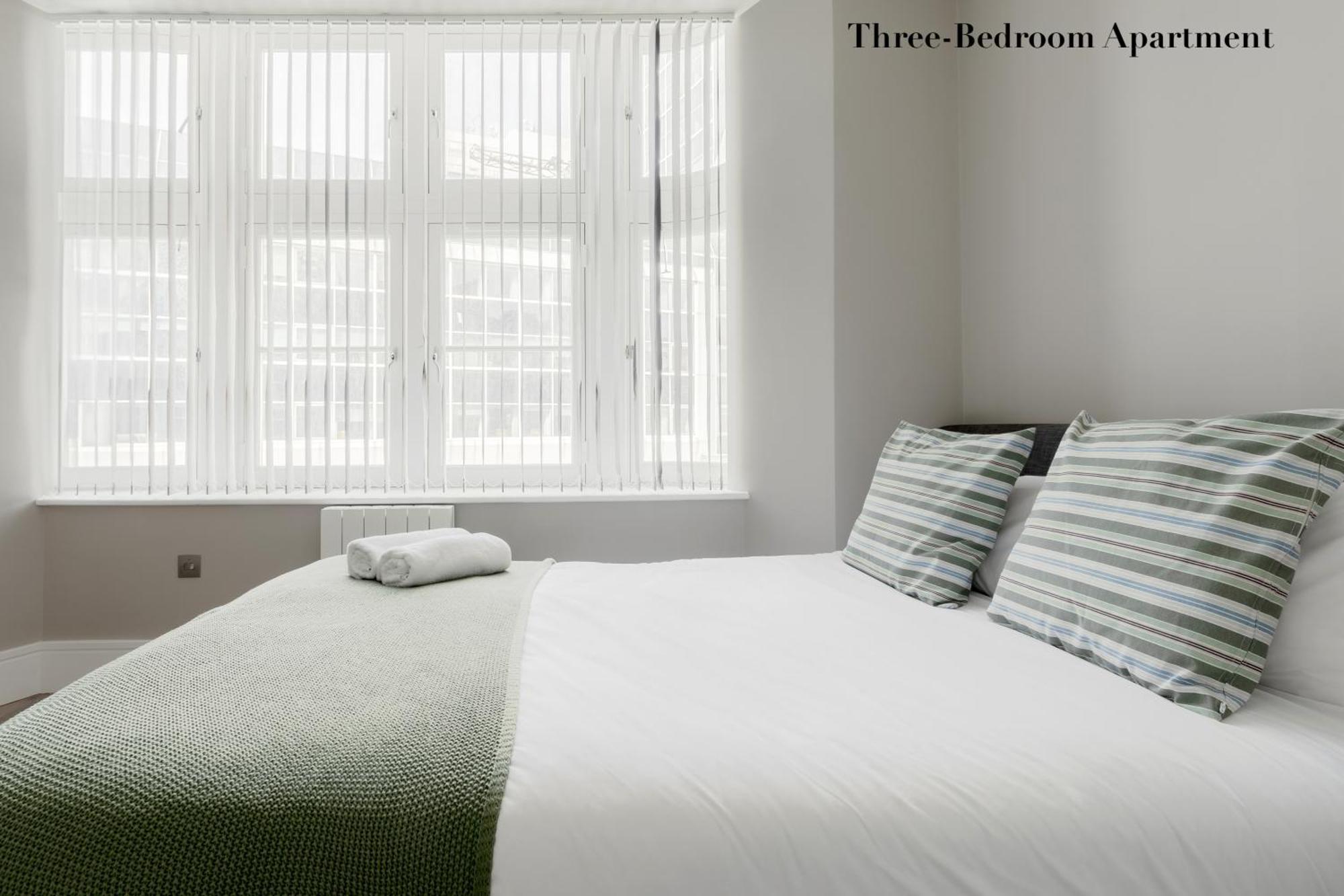 Superb Apartments Opposite Edgware Road Station London Exterior foto