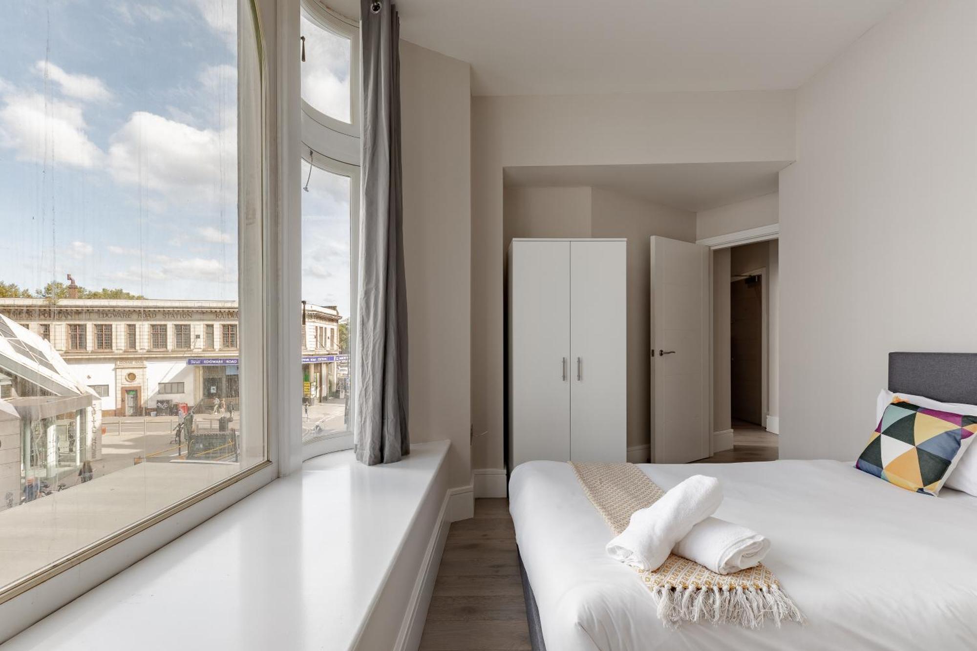 Superb Apartments Opposite Edgware Road Station London Zimmer foto